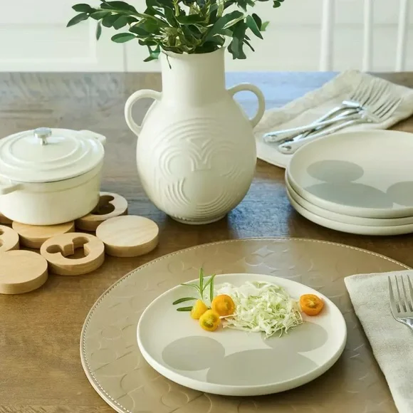 Disney Tan Dining Table Placemats Set of 8 NWT - Picture 3 of 4